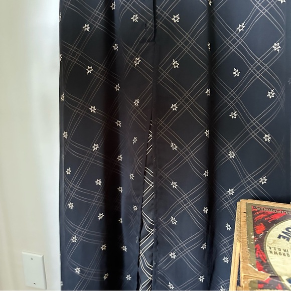 3 for $20 ✨VINTAGE CHIFFON OVERLAY MAXI DRESS - Picture 4 of 5